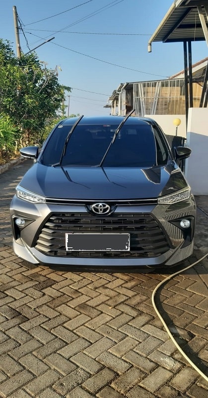 Avansa Hitam